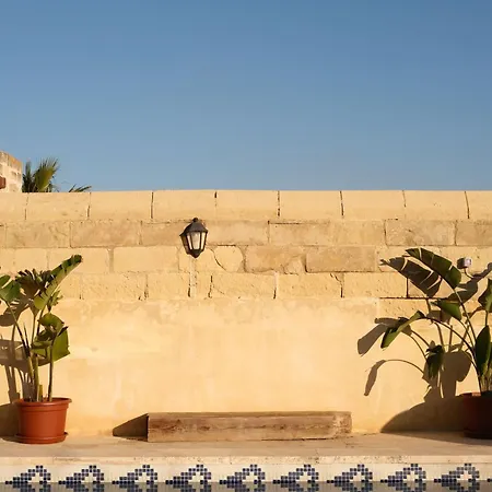 Soluna Boutique Għasri