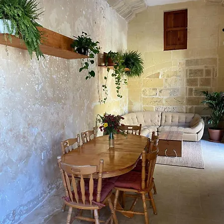 Soluna Boutique Pensjonat Għasri