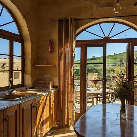 Soluna Boutique 4* Ghasri (Gozo)