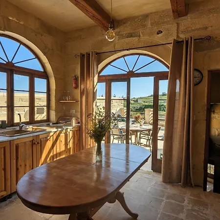 게스트하우스 Soluna Boutique 4*