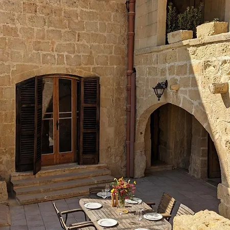 Soluna Boutique Ghasri (Gozo)