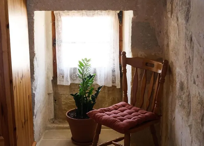 Soluna Boutique Għasri