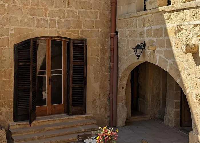 Soluna Boutique Għasri